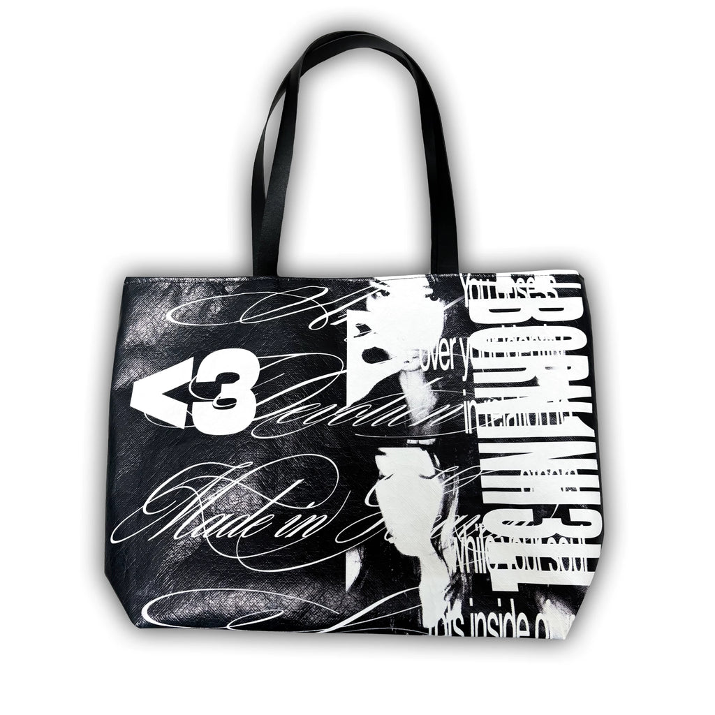 GRAPHIC <3 TOTE