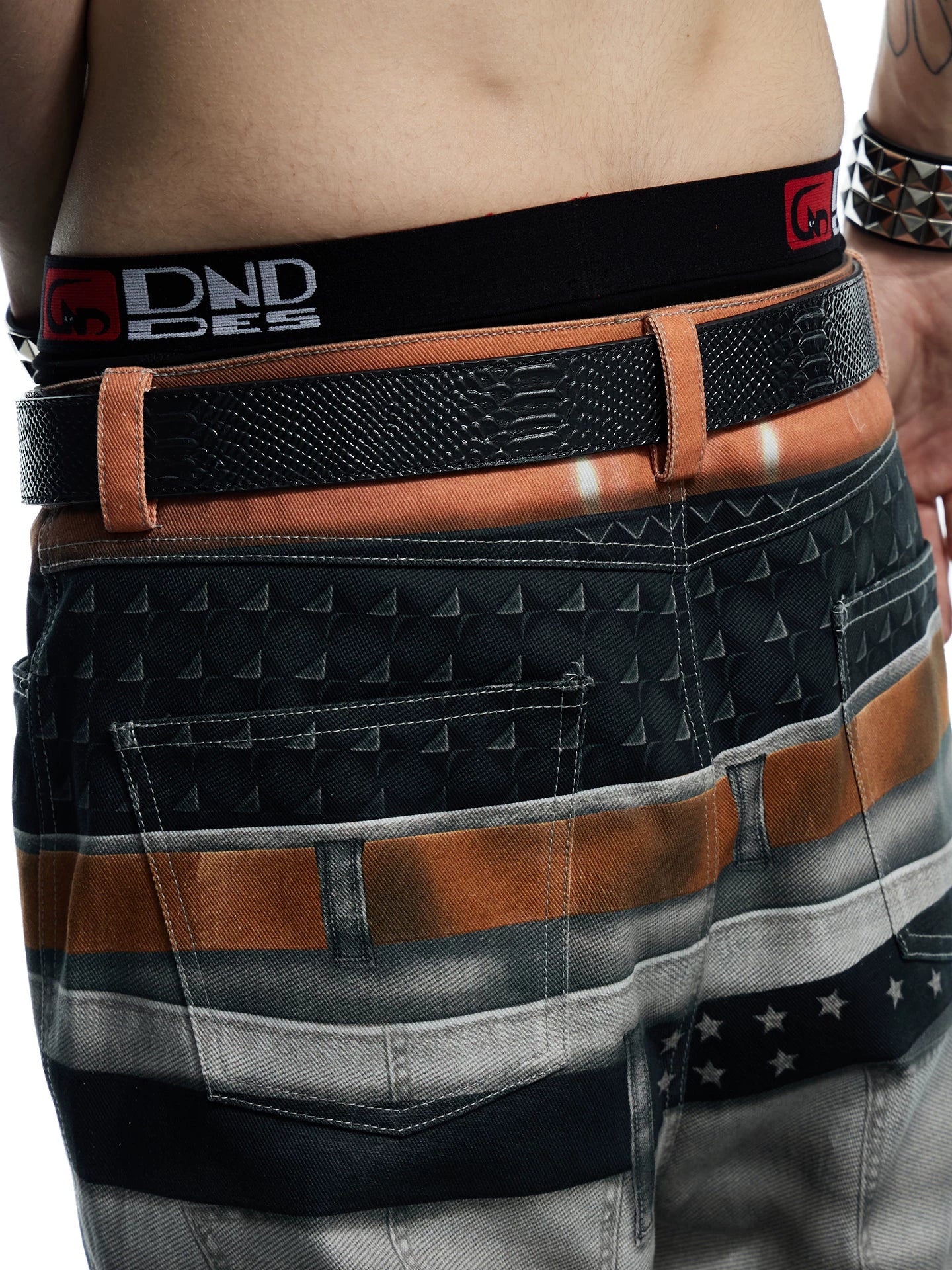 VINTAGE ORNAMENT BELT