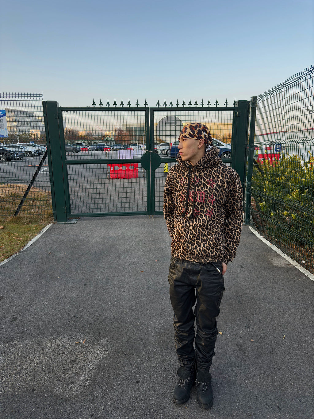 LEOPARD PRINT HOODED SWEATSHIRT