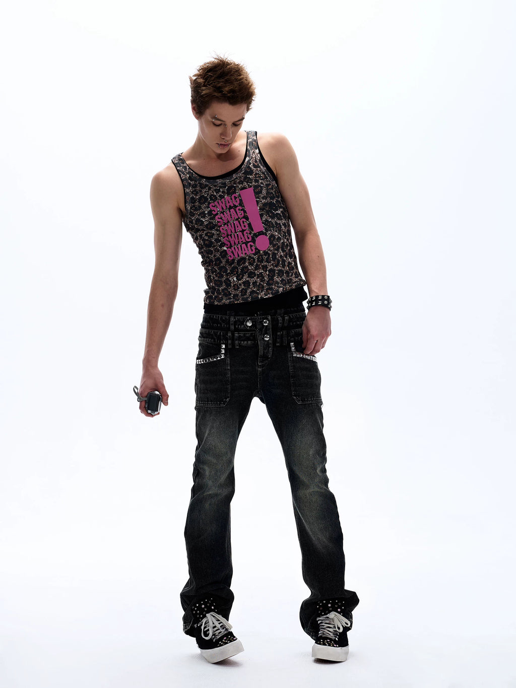 LEOPARD PRINT TIGHT FIT T-SHIRT