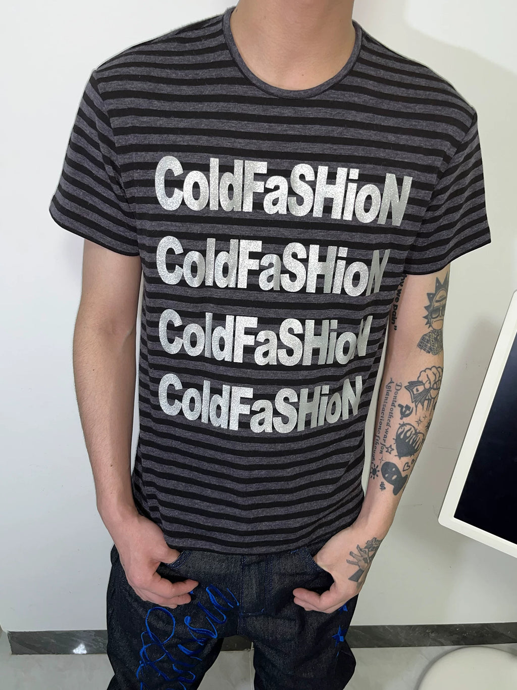 SILVER STRIPED SHORT SLEEVE T-SHIRT