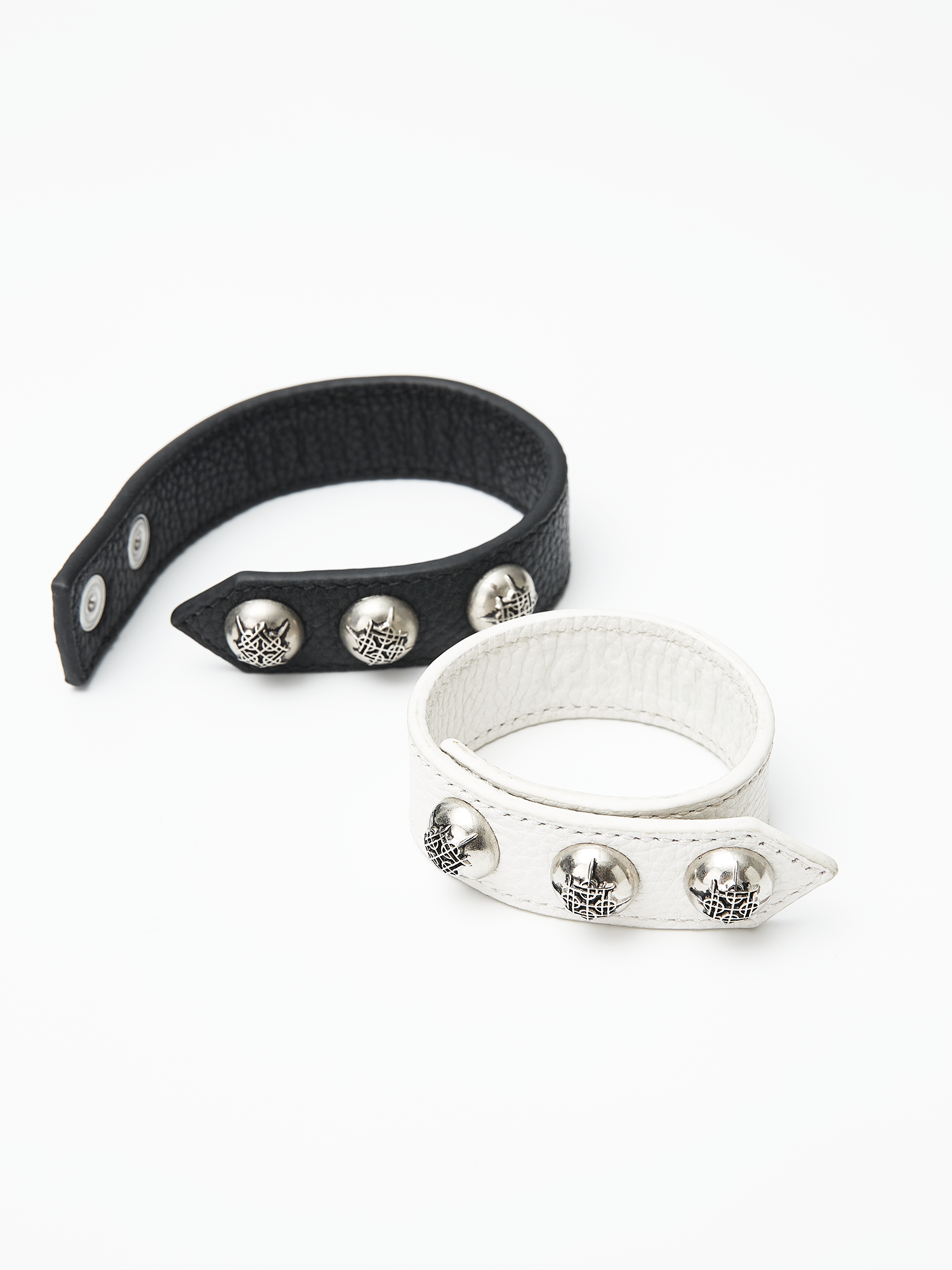CUSTOM LEATHER BRACELET IN COWHIDE