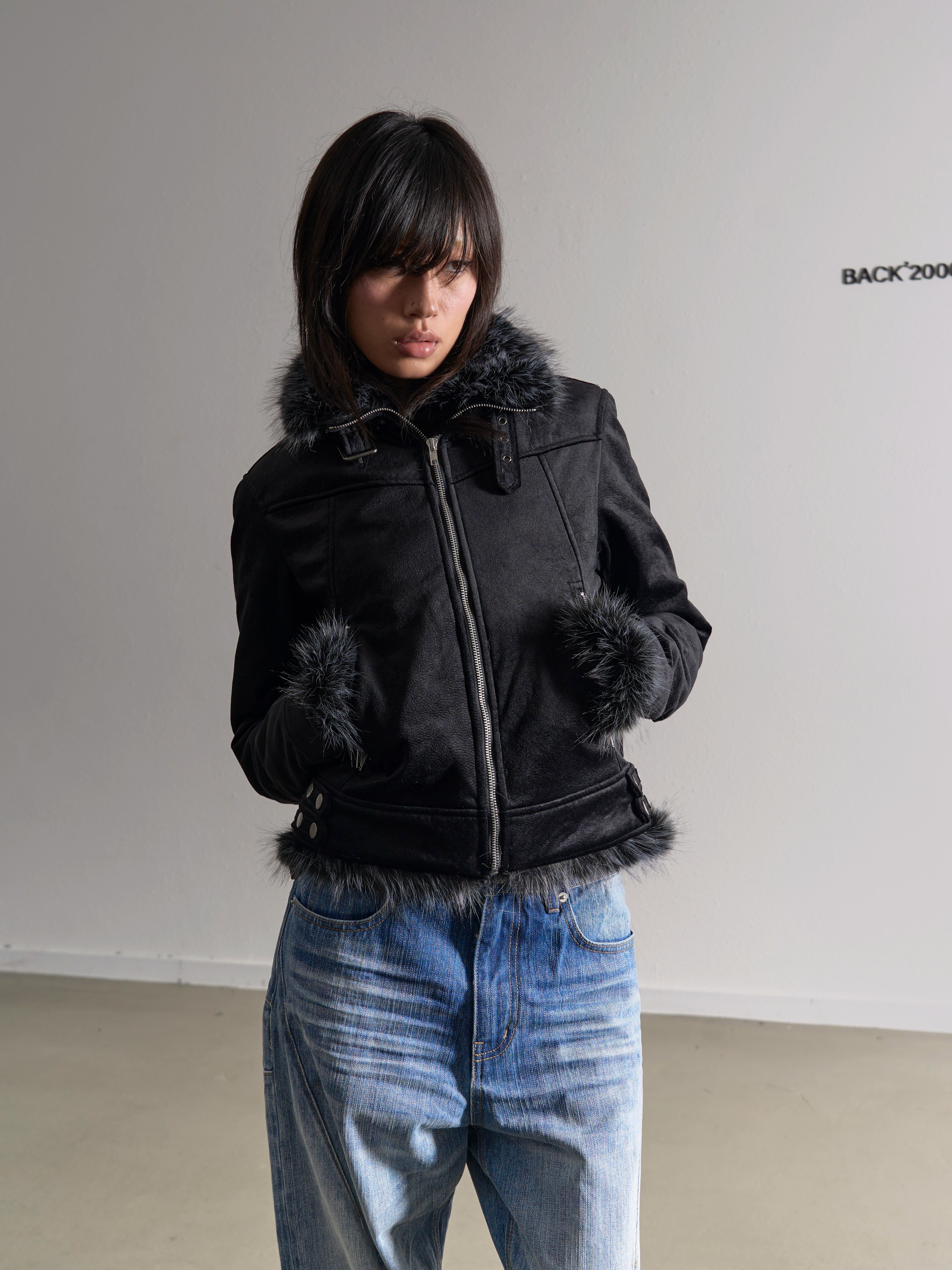 THICK FUR COLLAR JACKET