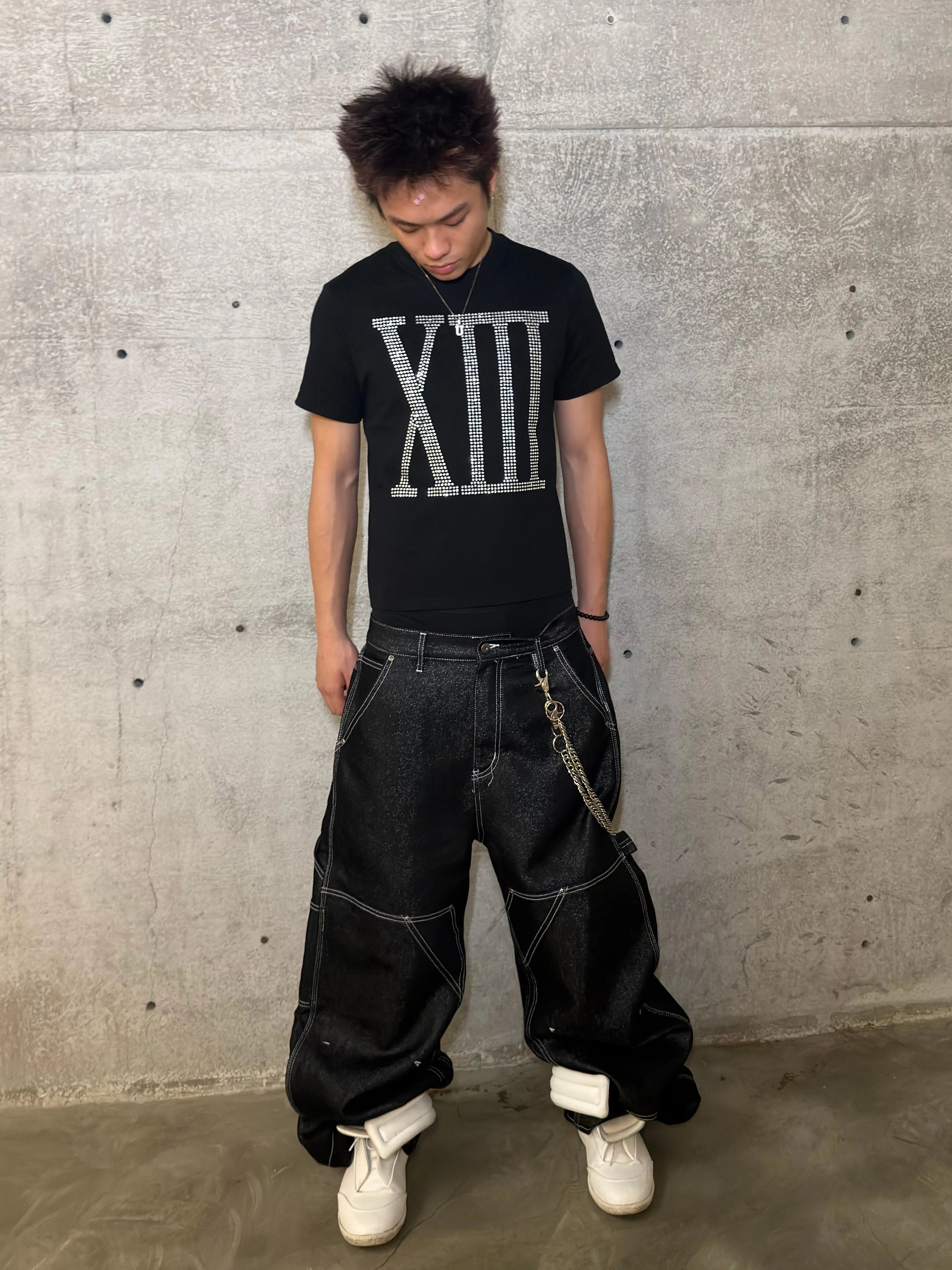 RHINESTONE ROMAN NUMERAL T-SHIRT