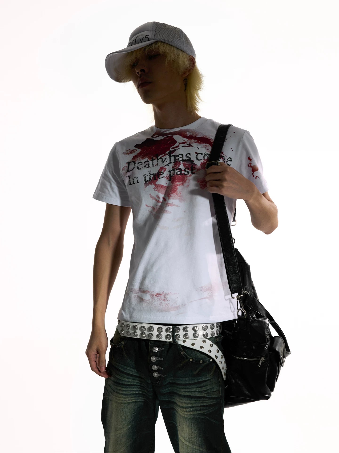 DISTRESSED BLOOD STAINED TEE