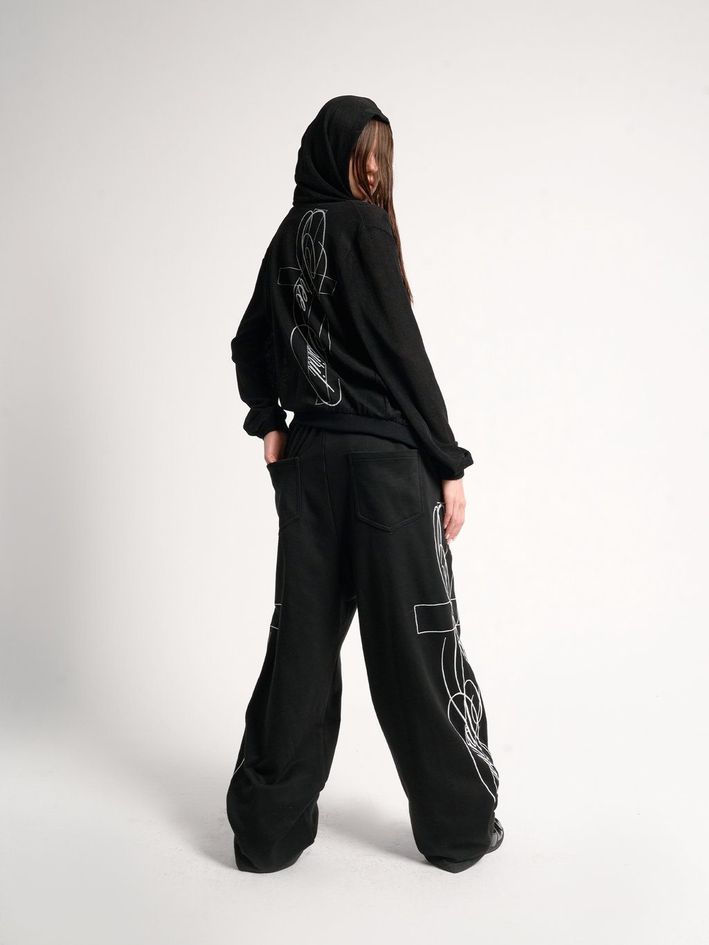 3D EMBROIDERY BAGGY SWEAT PANTS