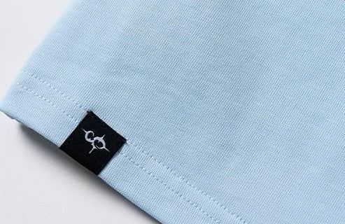 STREET STYLE GRAPHIC TEE
