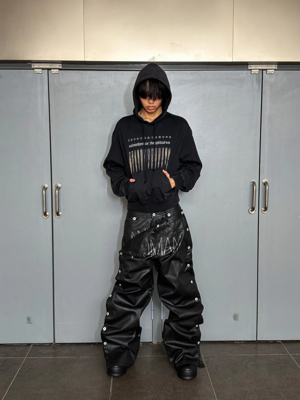 WASHED BULLET GRAPHIC HOODIE 商品写真 4