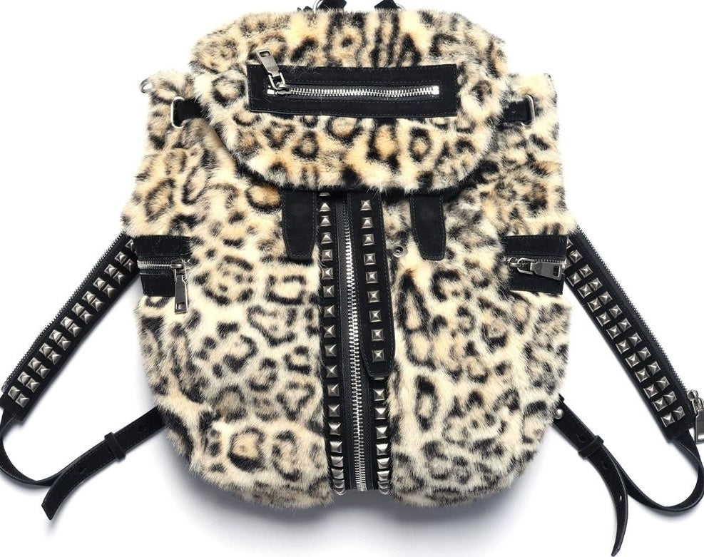 STUD ZIP BACKPACK