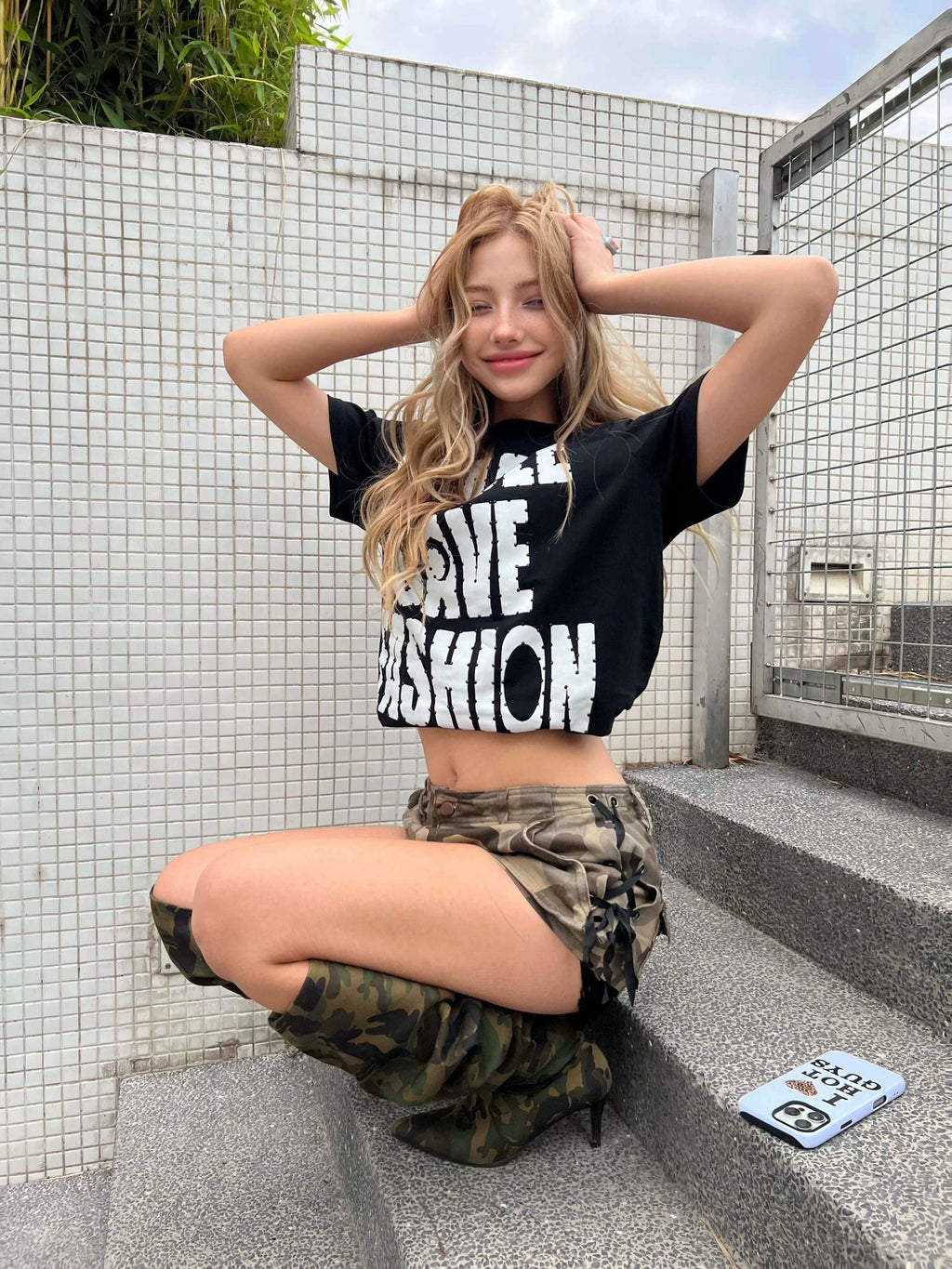 FASHION SLOGAN TEE