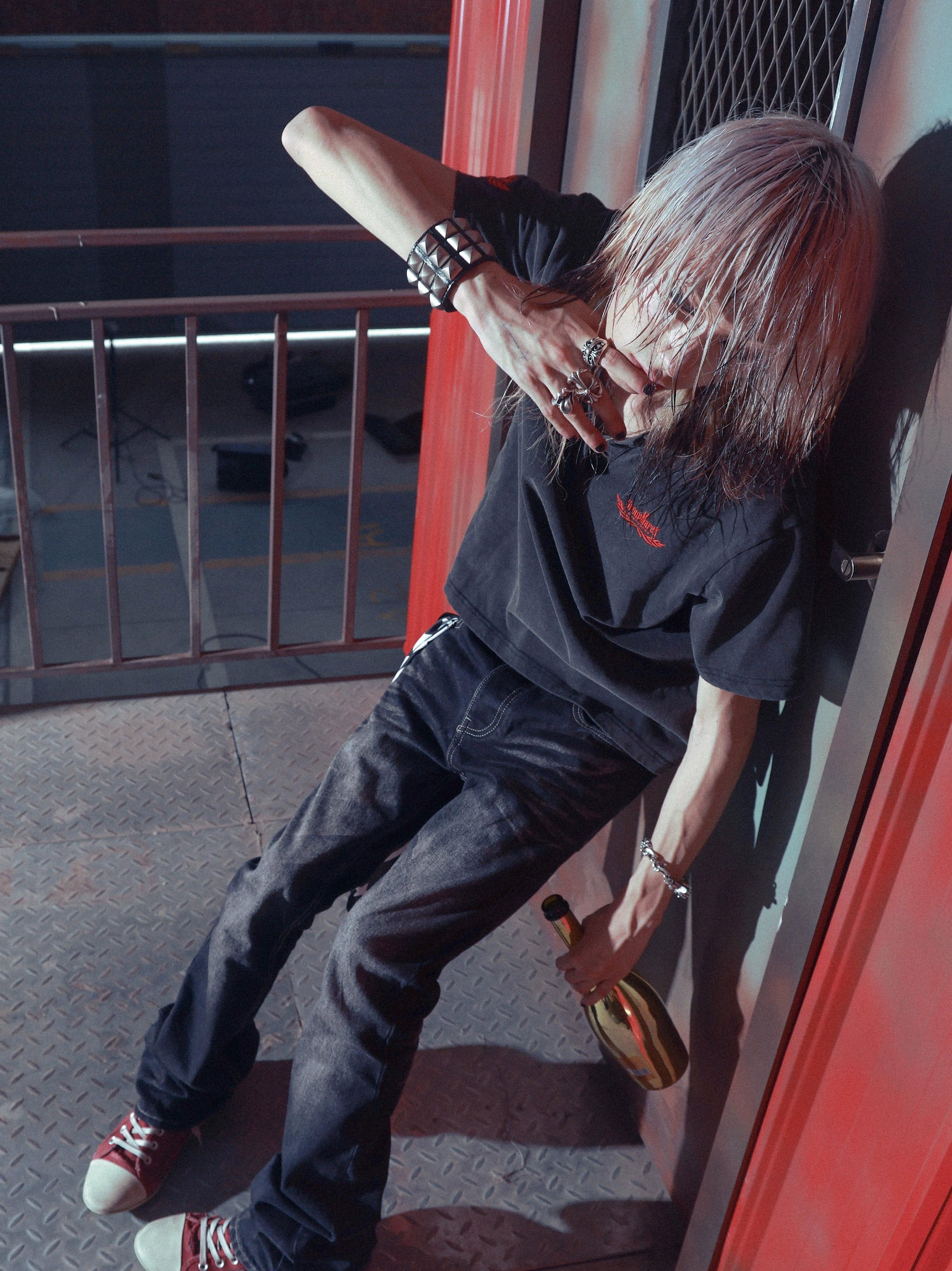 DUST LINE DENIM