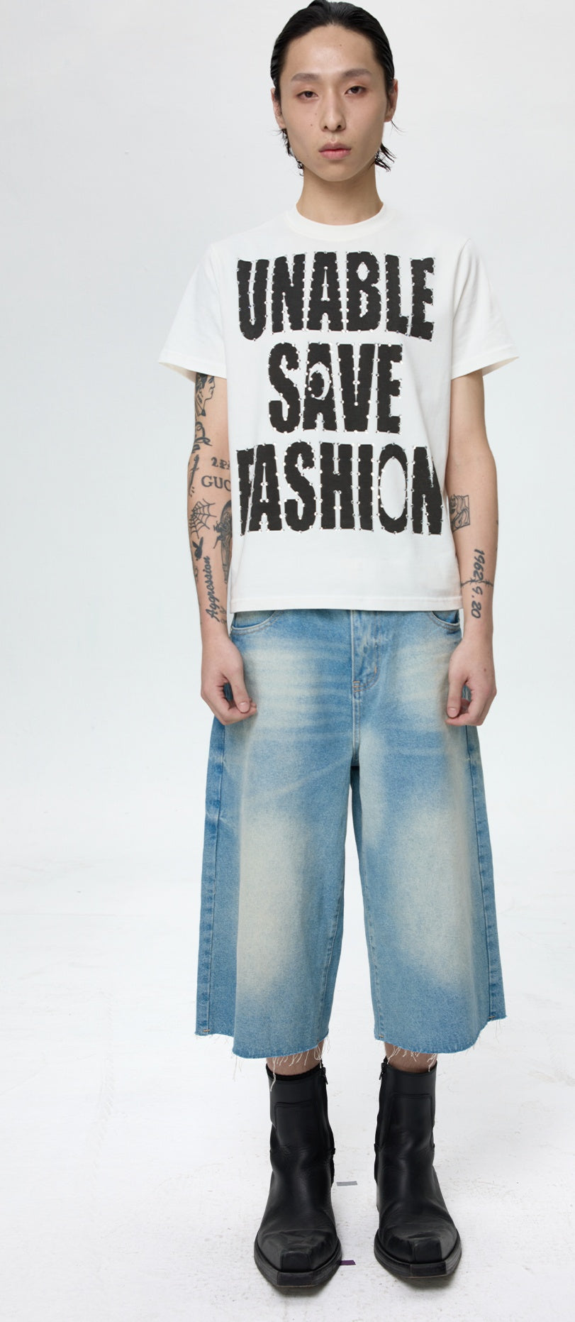 FASHION SLOGAN TEE