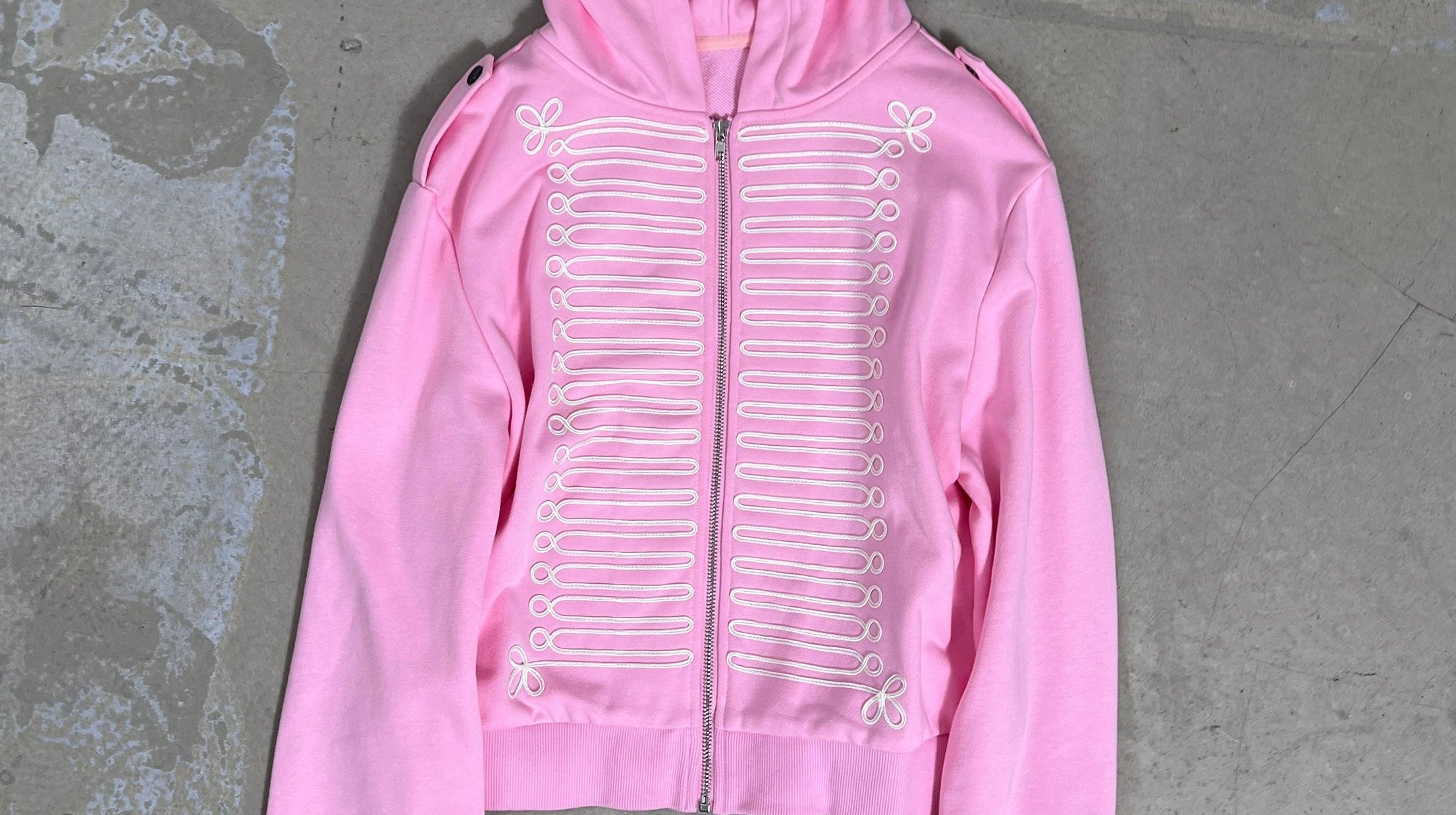 PARADE HOODIE