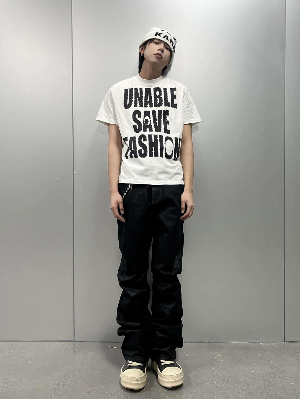 FASHION SLOGAN TEE